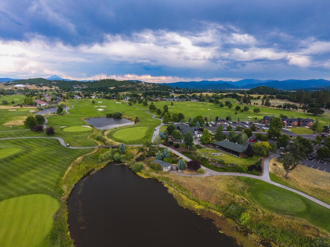 Resort At Eagle Point Golf Club Lodging Luaran gambar